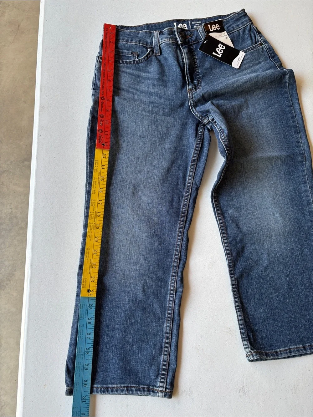 Lee relaxed capri